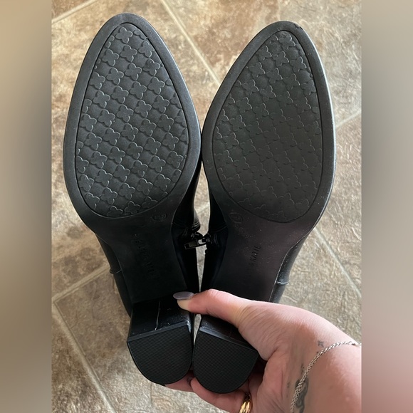 Kelly & Katie Booties - Aveya - Black - NWT! - Picture 3 of 4